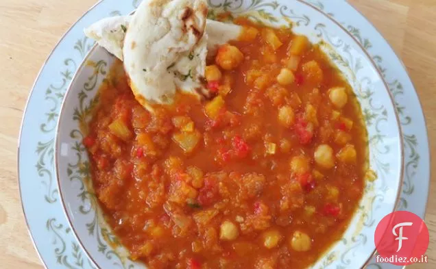 Zucca di butternut abbondante & peperoncino al curry di ceci