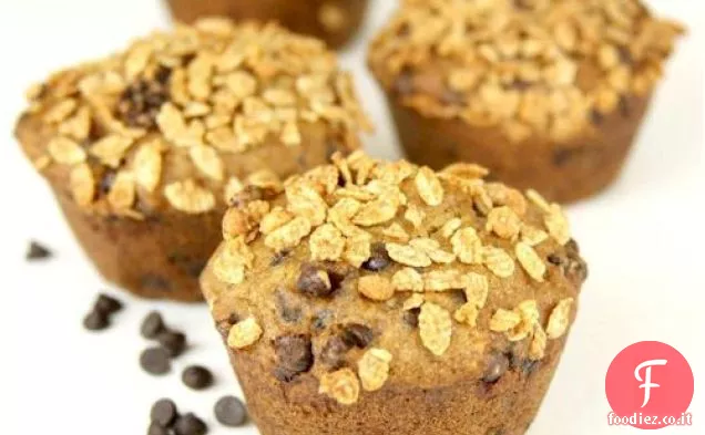 Muffin al cioccolato alla banana con granola Crunch Topper