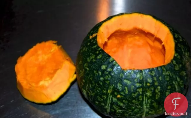 Zucca Kabocha ripiena di maiale e spinaci