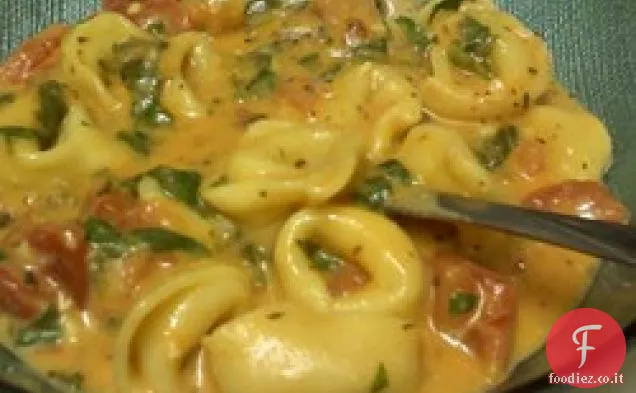 Tortellini al Pomodoro con Spinaci