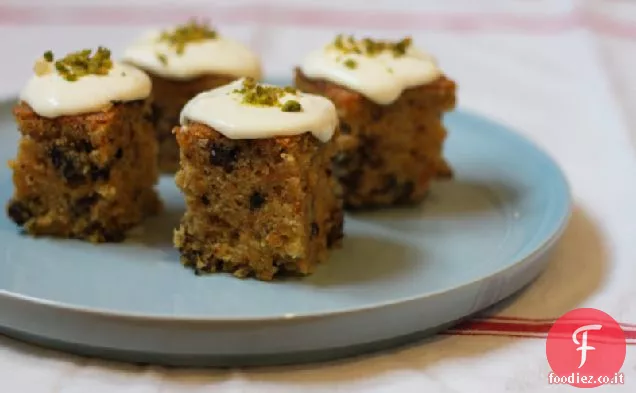Torta di carote con crema di formaggio glassa