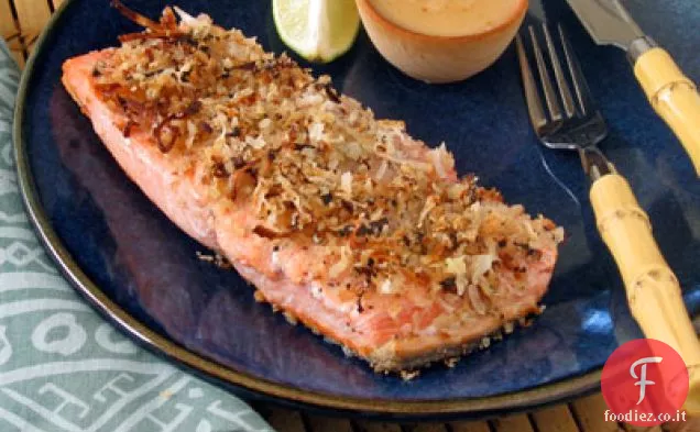 Salmone in crosta di cocco con salsa di peperoncino al cocco