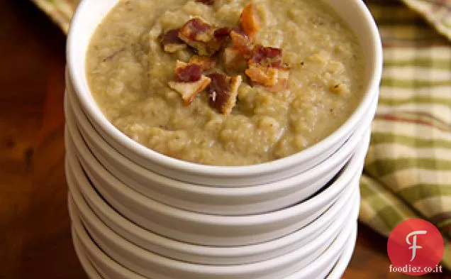 Zuppa di topinambur con aglio e pancetta