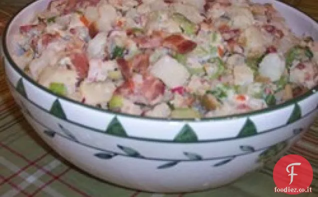 Insalata di patate con pancetta, olive e ravanelli