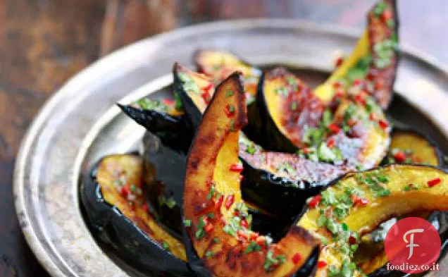 Zucca di ghianda arrostita con vinaigrette al lime del Cile