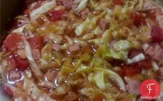 Zuppa di prosciutto e fagioli bianchi