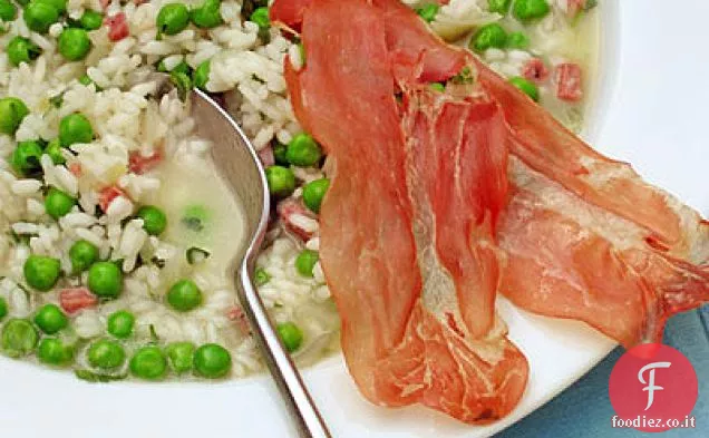 Risi e Bisi con Chips di Prosciutto Cotto