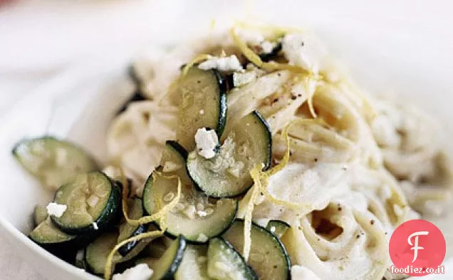 Pasta con Zucchine e Formaggio di Capra