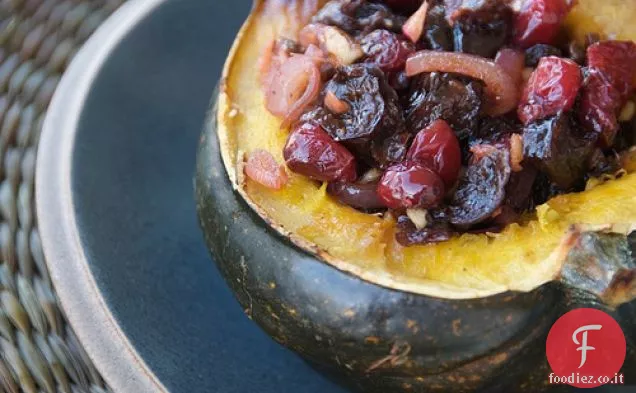 Zucca ghianda ripiena festiva