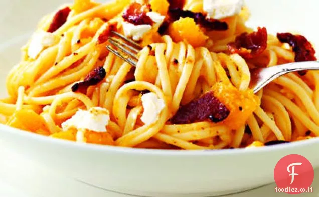 Linguine con Zucca, Pancetta e Formaggio di Capra