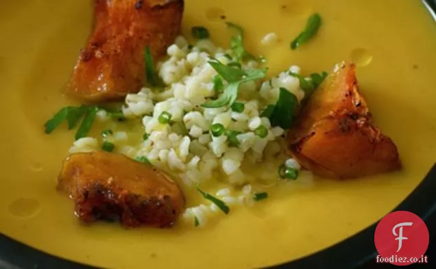 Cumino Zucca arrosto e zuppa di grano incrinato
