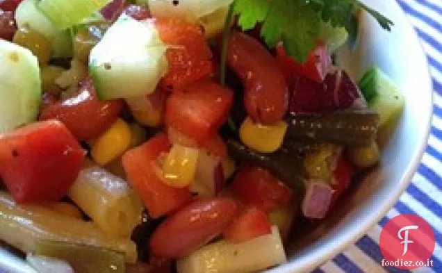 Insalata di fagioli dolce e piccante della nonna