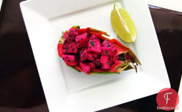 Insalata di frutta drago con zenzero e menta