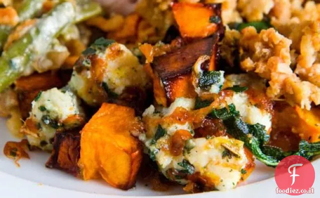 Zucca arrosto con Cipolle Caramellate, Gorgonzola e Salvia fritta croccante
