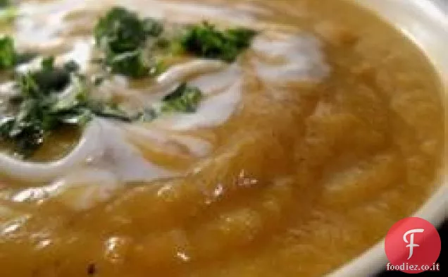 Zuppa di verdure cremosa al curry