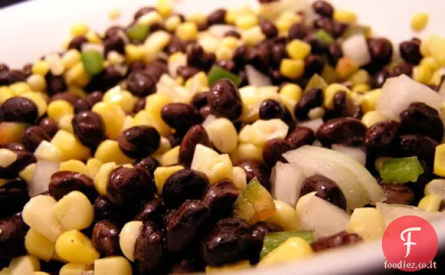 Cena stasera: mais dolce e insalata di fagioli neri