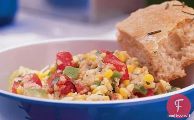 Insalata di miglio con mais dolce e avocado