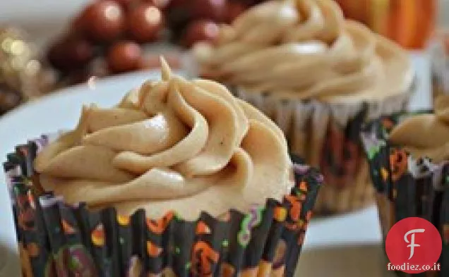 Cupcakes di spezie di zucca con glassa di crema di formaggio