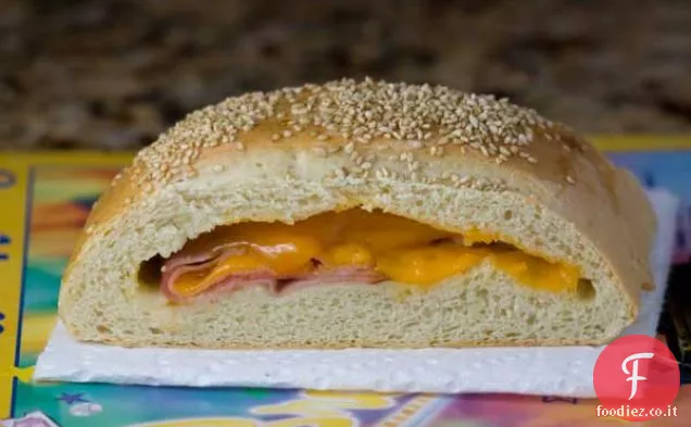 Prosciutto e Cheddar Stromboli