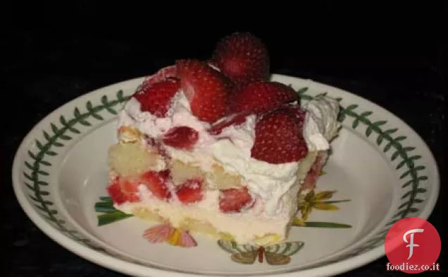 Tiramisù alla fragola al cioccolato bianco