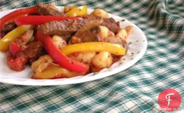 Manzo australiano e peperoni con gnocchi