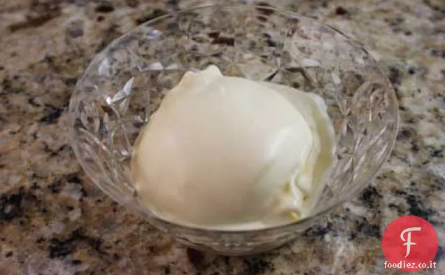 Gelato alla vaniglia fatto in casa