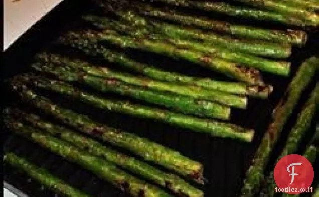 Asparagi alla griglia ubriachi