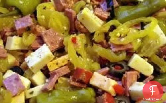 Una grande insalata di pepe