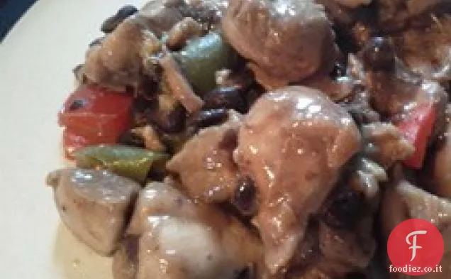 Pollo con fagioli neri