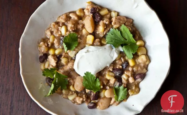 Hummus di Chipotle, fagioli neri e Tomatillos
