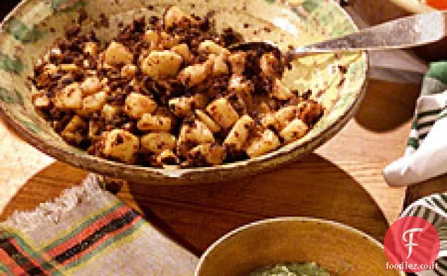 Tacos di patate e chorizo di Rick con salsa di avocado