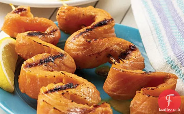 Spiedini di salmone alla griglia