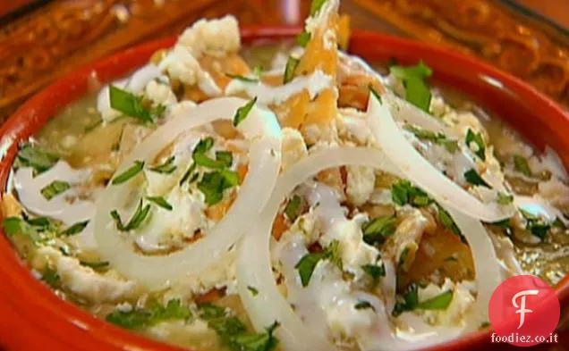 Chilaquiles con salsa di Tomatillo arrosto