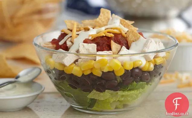 Semplice insalata di Fiesta a strati