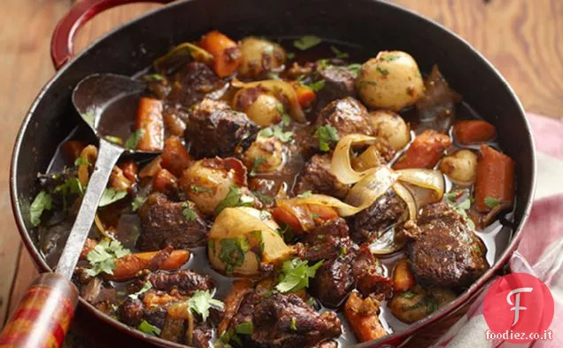 Carne di maiale e verdure in salsa di Tomatillo-Cascabel