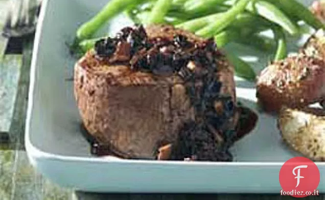 Filet Mignon con salsa di pomodoro e aglio essiccati al sole