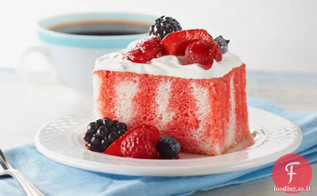 Berry Estate Poke torta