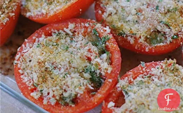 Pomodori al forno con Parmigiano ed erbe aromatiche