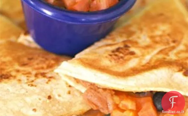 Quesadillas di fagioli neri vegani