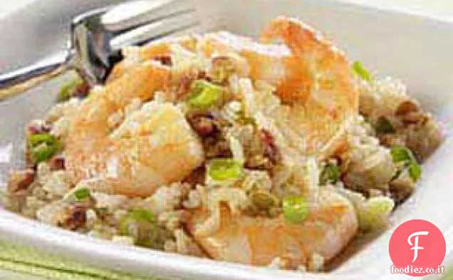 Insalata asiatica di pecan, gamberetti e riso