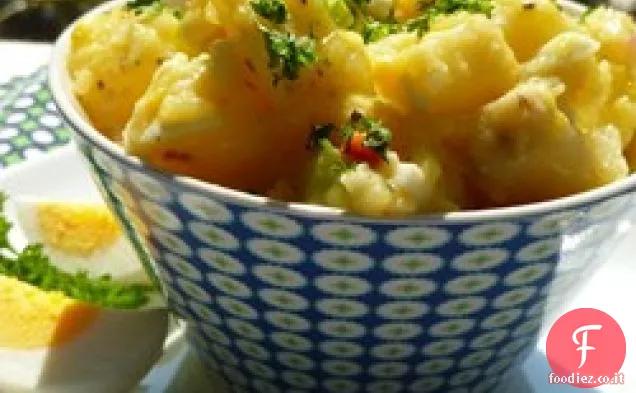 Condimento per insalata di senape fatto in casa