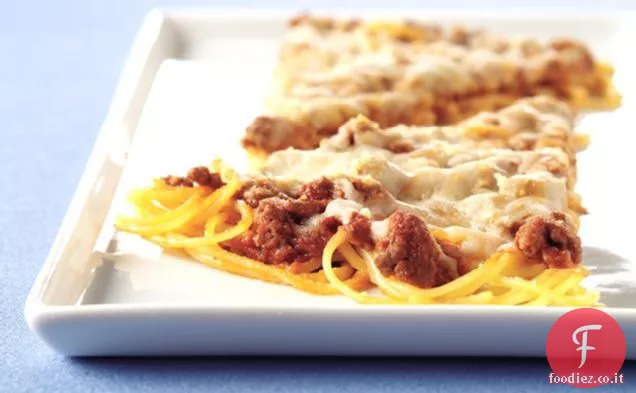 Pizza in crosta di spaghetti