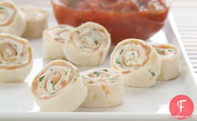 Roll-up di tortilla cremosa di PHILADELPHIA