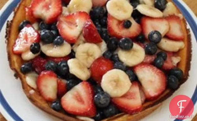 Pancake gonfio con composta di bacche di banana