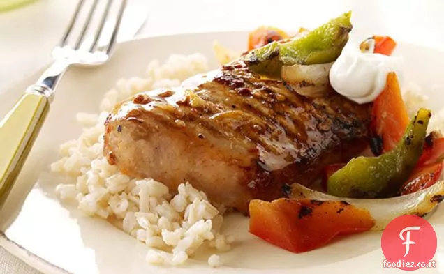 Carne di maiale alla griglia e riso integrale