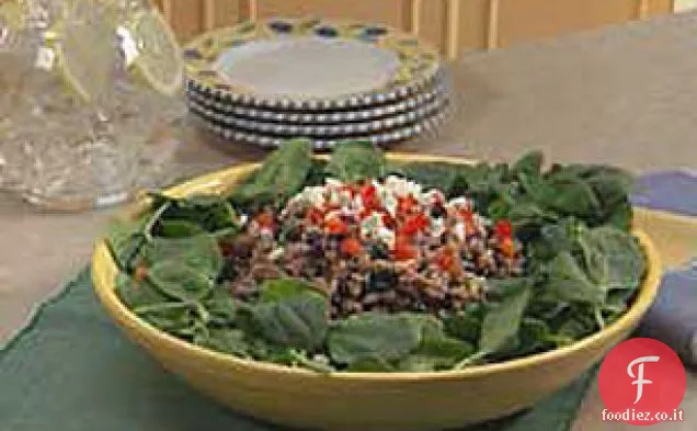 Insalata di spinaci con Kasha e fagioli neri