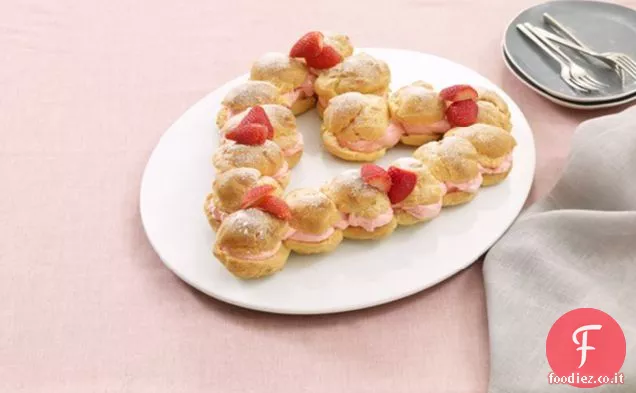 Cuore di soffio alla crema di fragole