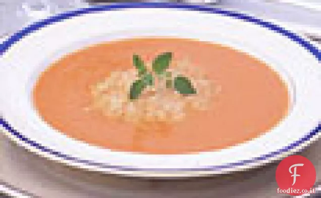 Zuppa di pomodoro arrosto con cialde di parmigiano