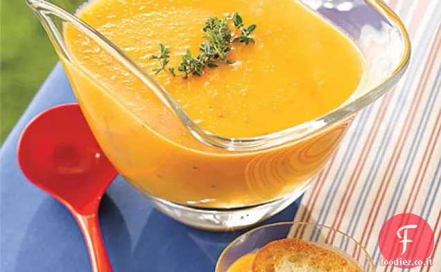 Zuppa di pomodoro giallo refrigerata