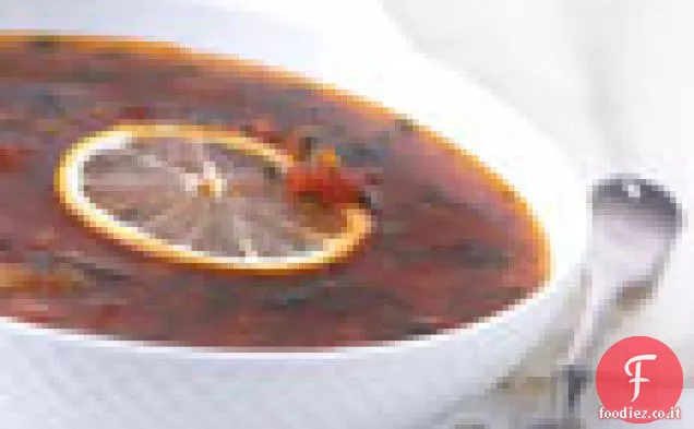 Zuppa di pomodoro fredda con spezie marocchine